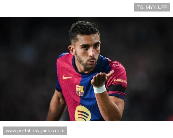 巴萨小将亚马尔补时进球并射门中柱，表现活跃